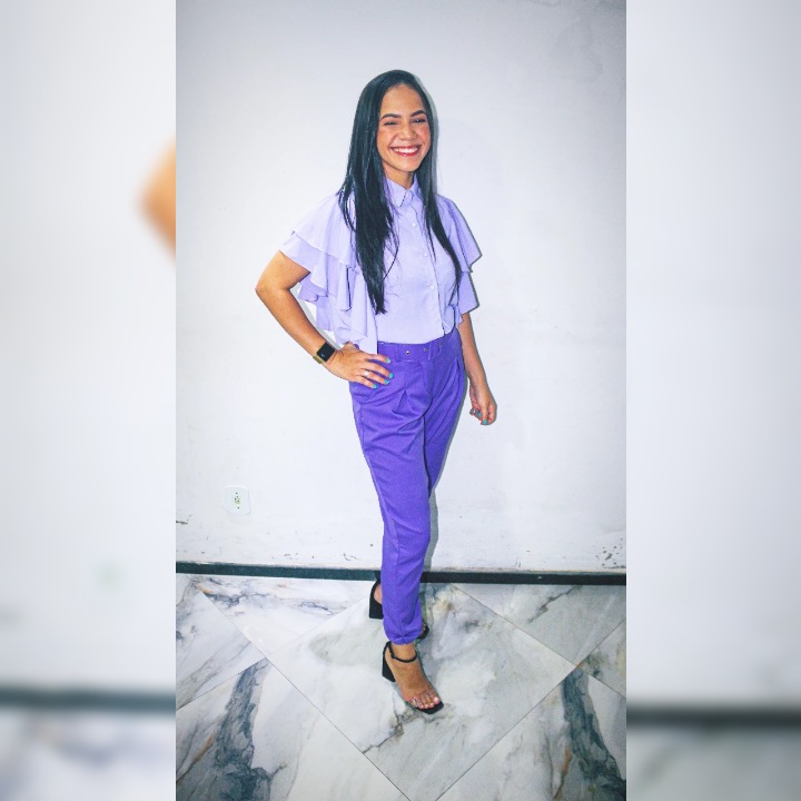 raynaaduarte's tweet photo. Aí gente, sério. Estava MT gata!!!💜🥰 https://t.co/ouhLoRV3UA