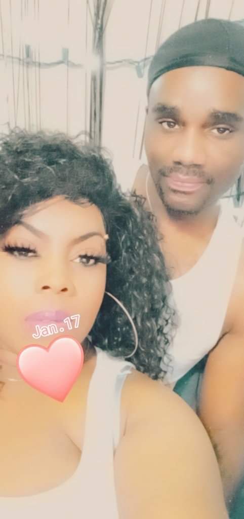 star_lyly's tweet photo. I'm Sorry to Say that my husband was killed tonight my heart is broken my soul mate is cone away from me what in the hell am I gonna do @officialsixer_f @hfe_anmofficial  leave me baby I need u back please come here pleassseeeeeeee come back to me why lord 😪😢😭😭😭💔💔 https://t.co/hcJlu1JaM3