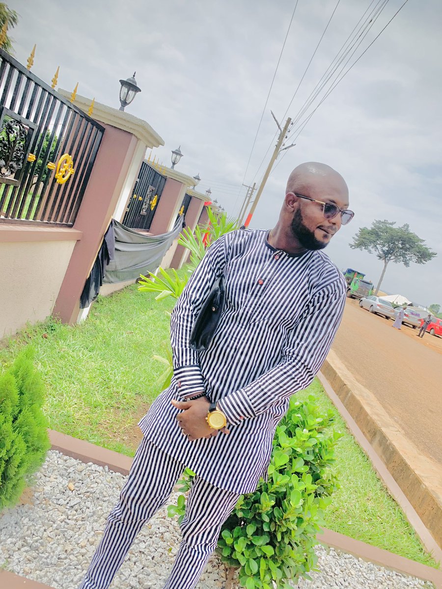 BeeBoateng's tweet photo. Am + 1 thank your Lord https://t.co/0SI8CJ0j3l