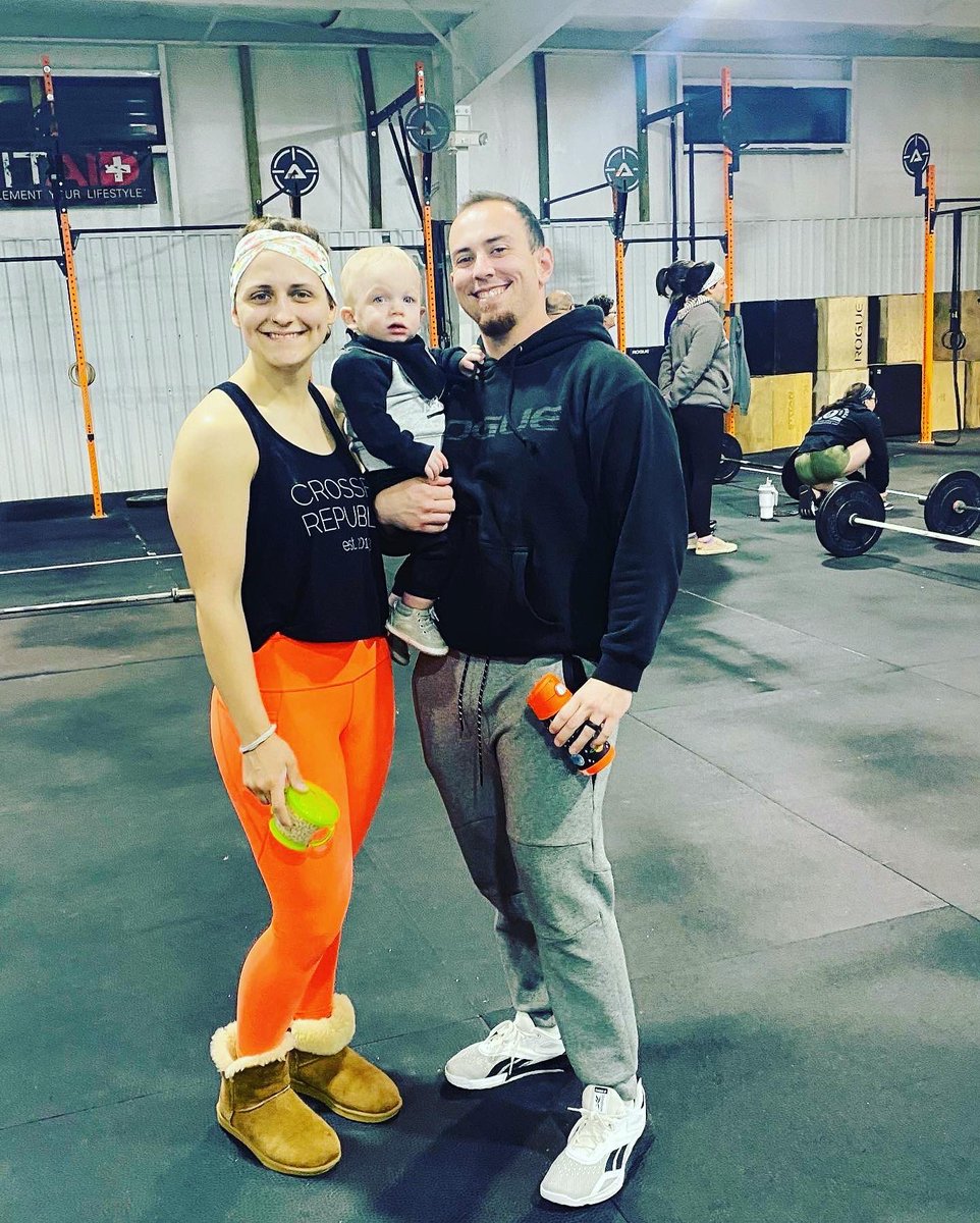 BethanyJBenton's tweet photo. Favorite way to sharpen my saw! #crossfit https://t.co/Ld2KpjqMTX