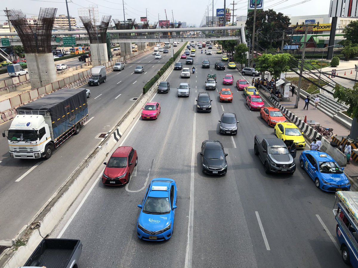 9neng's tweet photo. 11:15 ขาออกหน้า big c พระราม2 @js100radio @fm91trafficpro https://t.co/qIRyvcIIgh