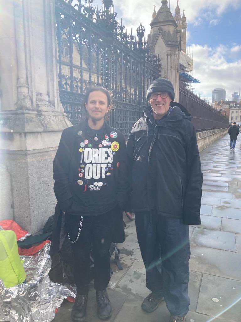 beyondfft's tweet image. @TotallyRadDude Totally Radical 🌟 you are 🧡🖤 💛💙 ☔️ Many Thanks 🙏🏻 for supporting @beyondfft Vigil @UKParliament overnight #BeyondFFT