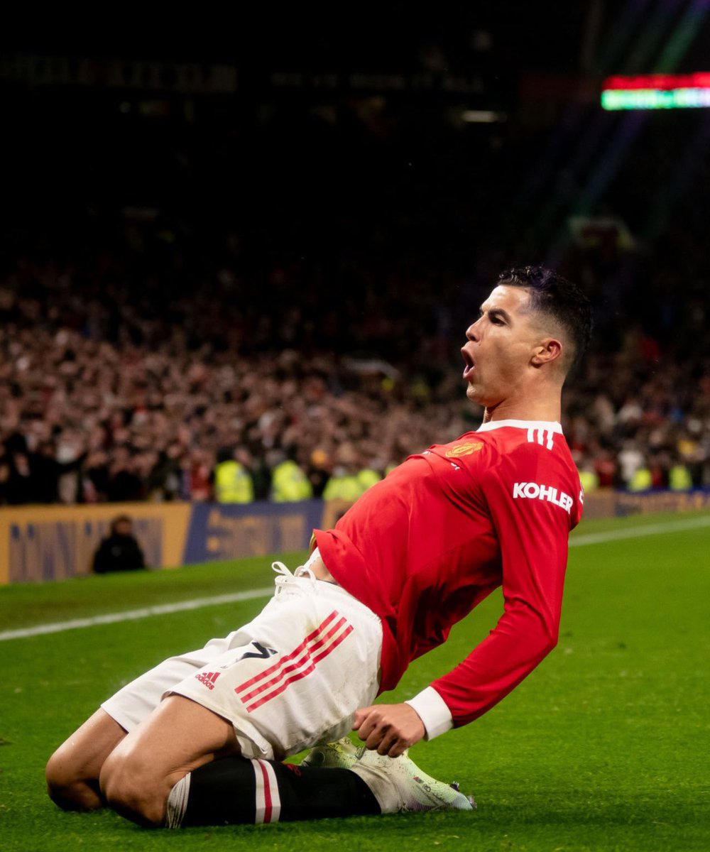 HansomTips's tweet photo. 🚨Hansom Tips shirt giveaway🚨
If Ronaldo scores first in United vs Spurs we’ll give away a Premier League shirt to one follower #MUNTOT #MUFC #THFC
To enter just:
RETWEET this post🔁
FOLLOW us @HansomTips✅
TAG friends for extra entries🏷
Good luck everyone🤞 #HansomTips https://t.co/a6LNVHBJjP