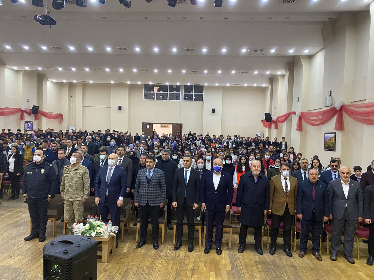 İstiklal Marşı'mızın kabulünün 101. Yıldönümü münasebetiyle düzenlenen "12 Mart İstiklal Marşı'nın Kabulü ve Mehmet Akif Ersoy'u Anma" programına Ak kadrolarımızla birlikte katıldık. 

<a href="/Akparti/">AK Parti</a> <a href="/AKGMTeskilat/">AK Parti Teşkilat Başkanlığı</a>
