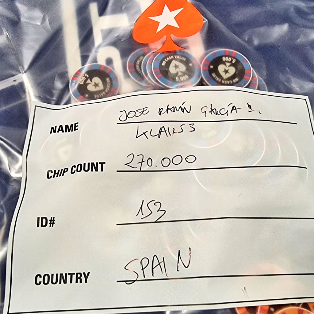 JoseKlauss's tweet photo. Hoy tenemos día 2, ya en ITM del 1k #PLO del #EPTPrague
Triplicados en la última mano justo en burbuja 😎✌️#plobrain https://t.co/CSqBXxBpbF