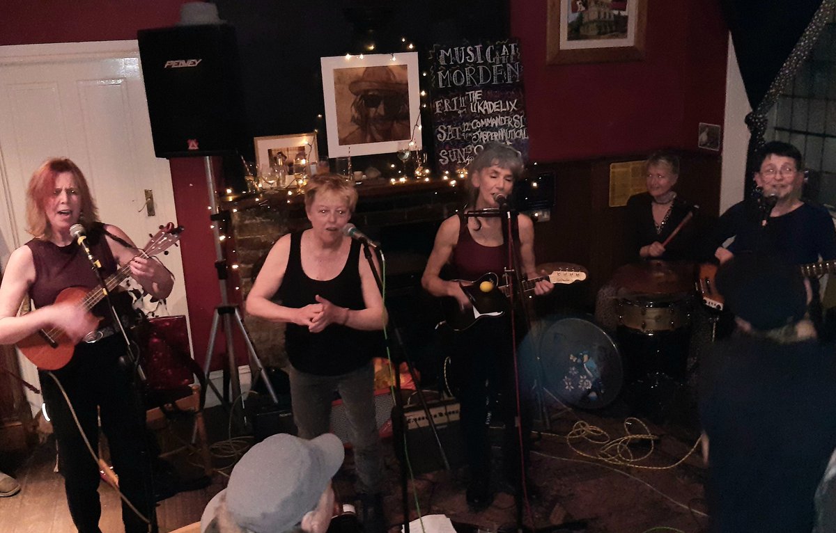 MordenArmsSE10's tweet photo. Thank you @TheUkadelix, it was a great gig last night. https://t.co/DySqgMFhaL