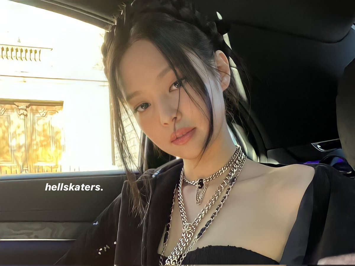 ⠀

                 jielle,  restarting... 🕸
                 like &amp; rt to be moots!