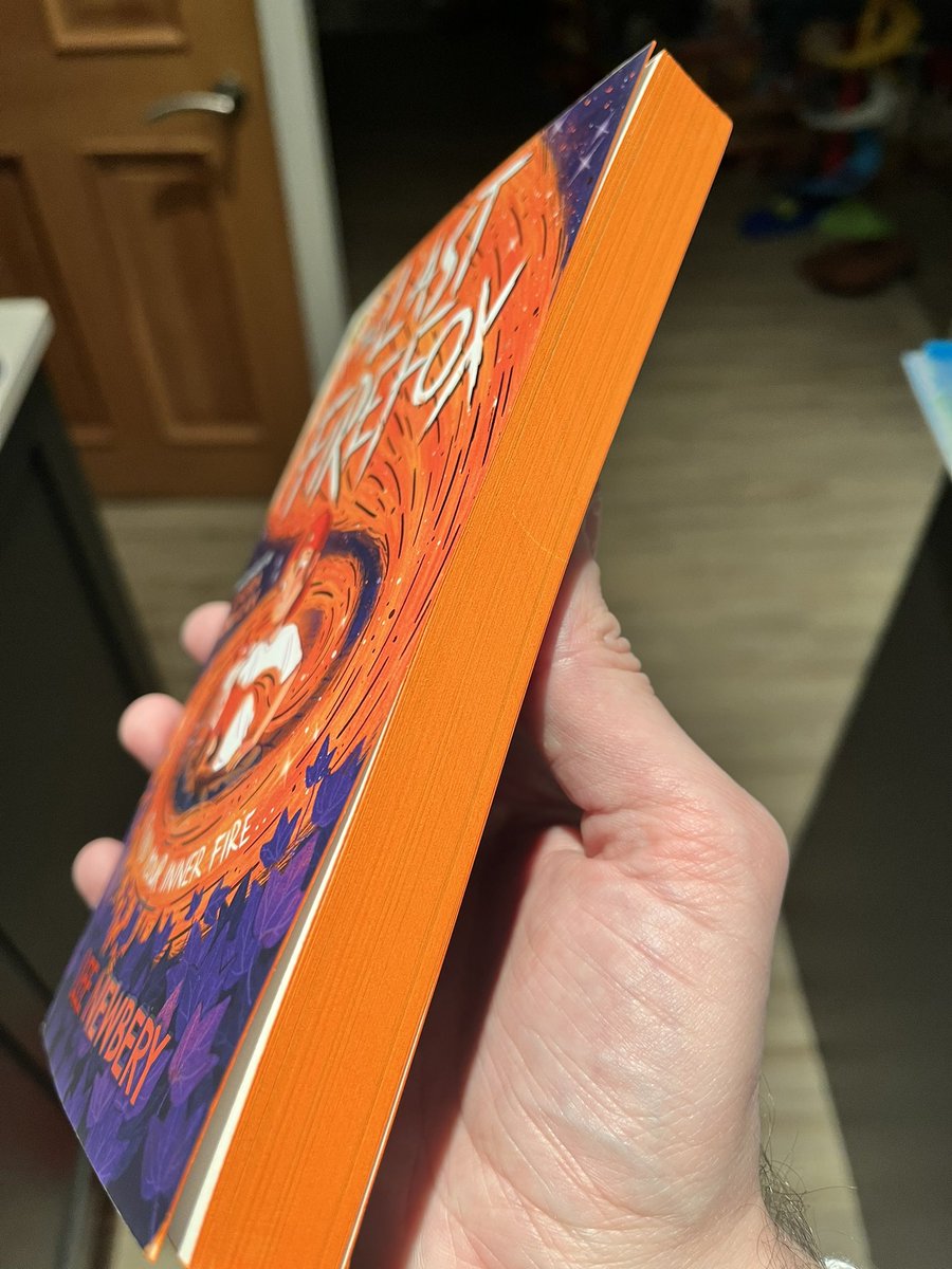 Tom G 📕 tweet media