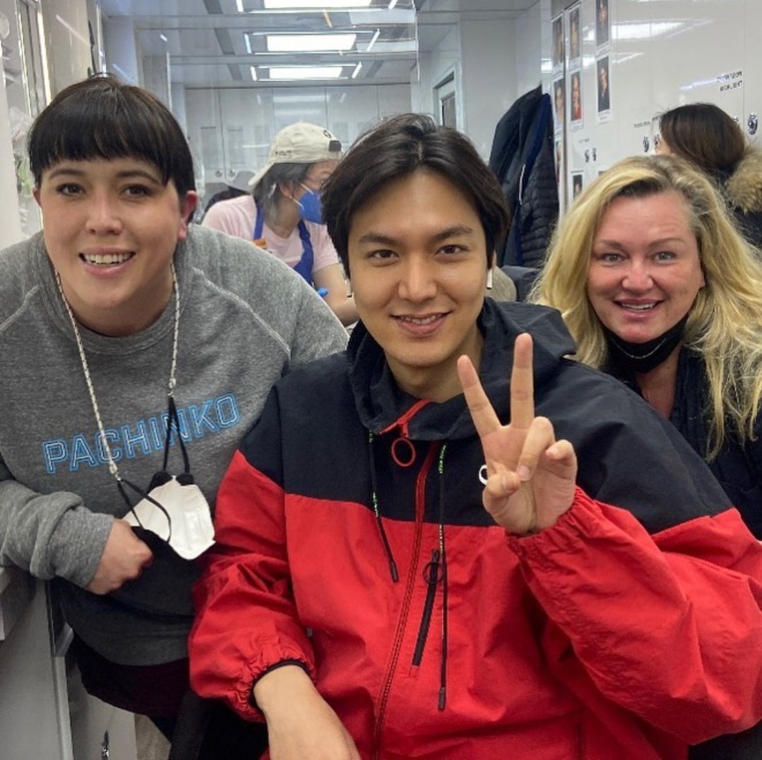 machi6221's tweet photo. via.rebeccalee. ca IG
Almost time to meet Hansu.
Pachinko on #appletvplus premiers March 25th
#actorleeminho - the ultimate professional. It was such a pleasure to be a small part of finding hansu with you
Makeup: rebeccalee
Hair: sanna.seppanen_
https://t.co/FcsmU7Vc2P
#LeeMinHo https://t.co/zCTLOxaLpK