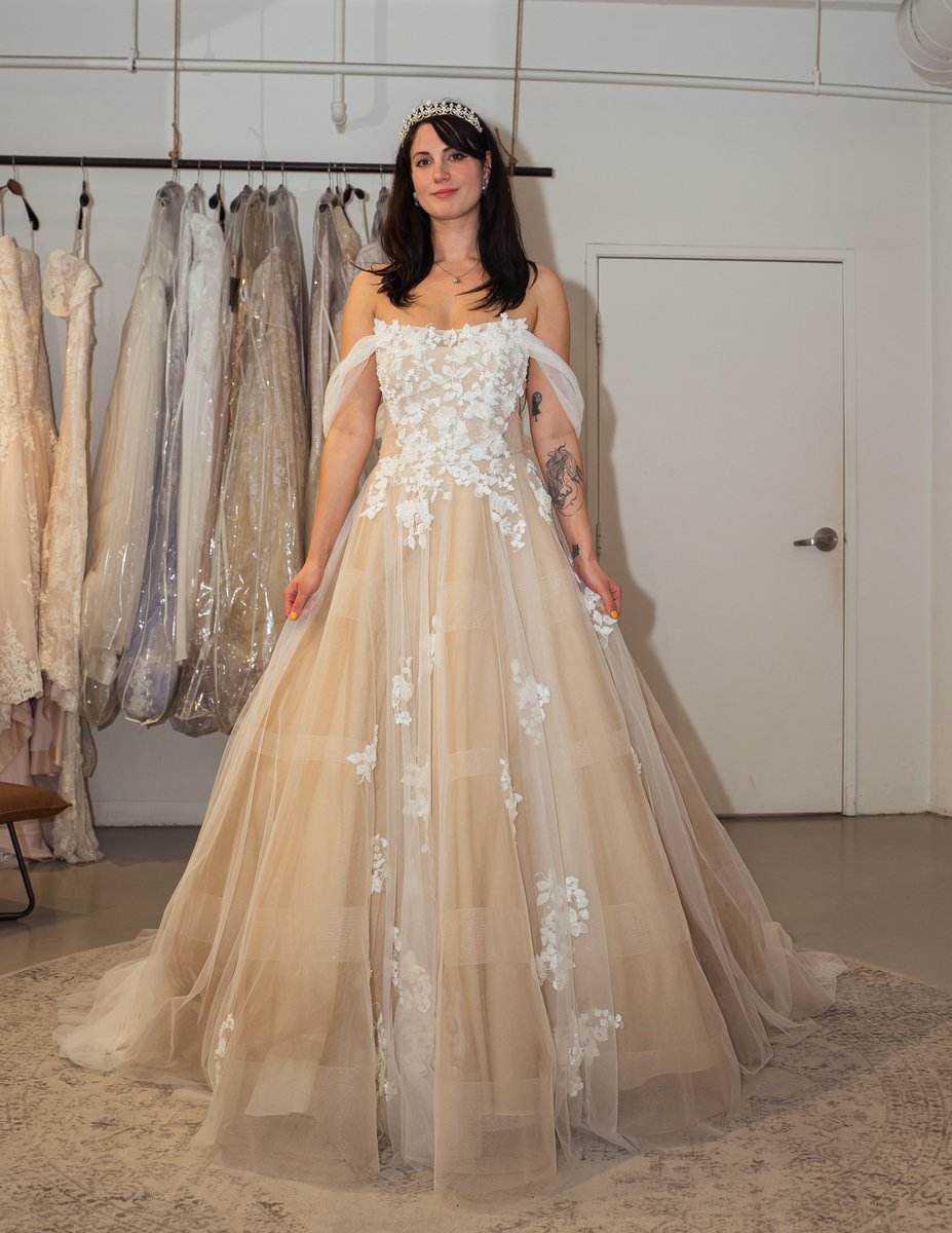 Embodying all things romantic! 💞 A gown that is designed to make you feel stunning on your big day. 😍 Dress #Jenna from #ClassicCollection! Tap the link to book your bridal appointment to try on more newest arrivals. bit.ly/3KDGmVf #cocomelody #TrueBeautyEmpowered