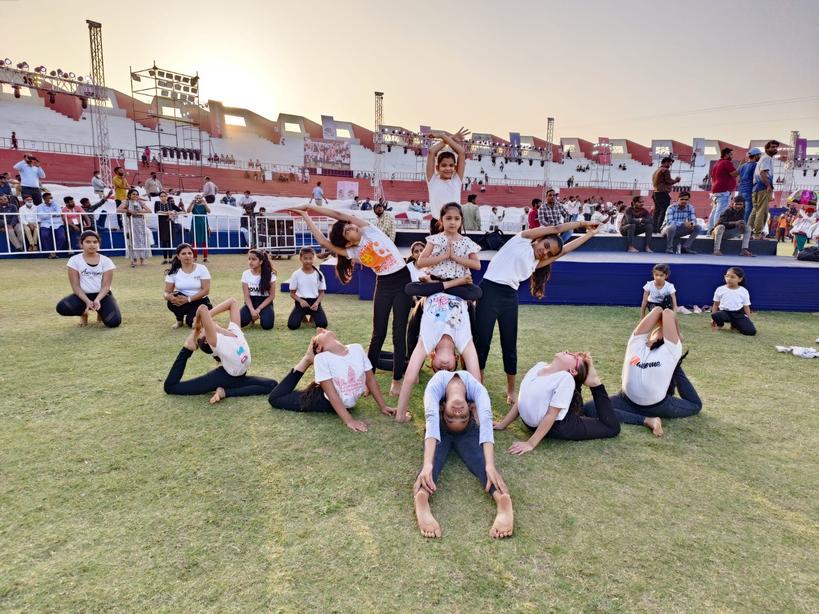 yogasanabharat's tweet photo. Yogasana Athletes are ready to showcase their talent in front of Hon'ble PM Sh @narendramodi Ji &amp; other dignitaries at Khel Mahakumbh opening ceremony at Ahmedabad, Gujarat.

#yogasanasports #yogasana #khelmahakumbh #KMK #yogasanaindia https://t.co/AnfJsSTYvm