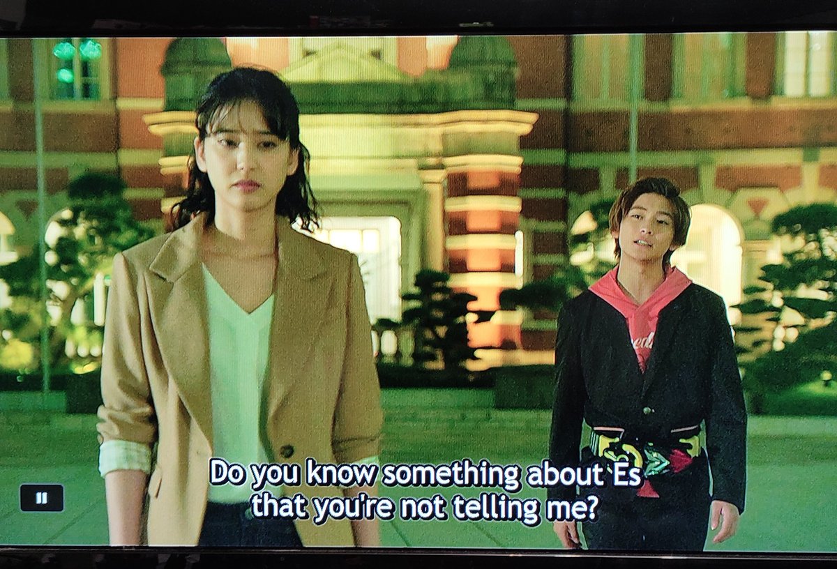 StevenEidher's tweet photo. Onto the Kamen Rider Zero-One movie! (Why is everything all yellow-tinted though??) https://t.co/i0lAl6787G