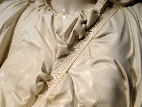 미켈란젤로가 이름 새긴 유일한 작품이자 그 행동을 후회했던 이유까지 제게 많은 생각이 들었던 작품 중 하나인데, 앨범 정리하다가 발견해서 올려보아요🌊