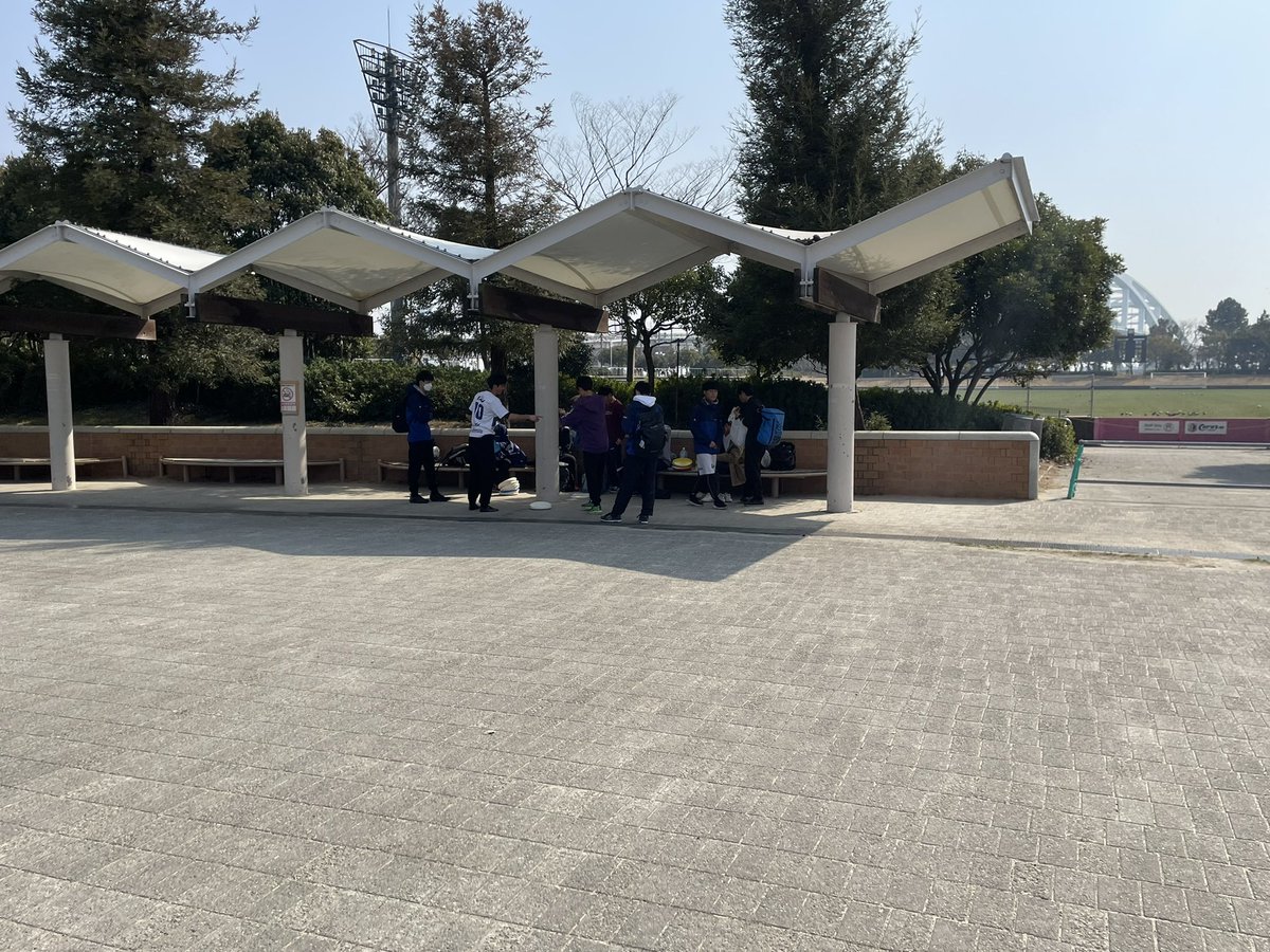 BREEZE1993's tweet photo. 3/12  大阪オープン

今日はU21選手権大会の本戦前最後の土曜日で、大阪オープンに参加しました。大阪大学×2,社会人チーム2チームの計4試合を行い、様々なプレーの確認ができました。
来週は本戦に参加しま��！YouTubeやUNIVASでの配信もあると思いますので、是非BREEZEの試合を見てください❗️ https://t.co/Ogr1Z6wG11