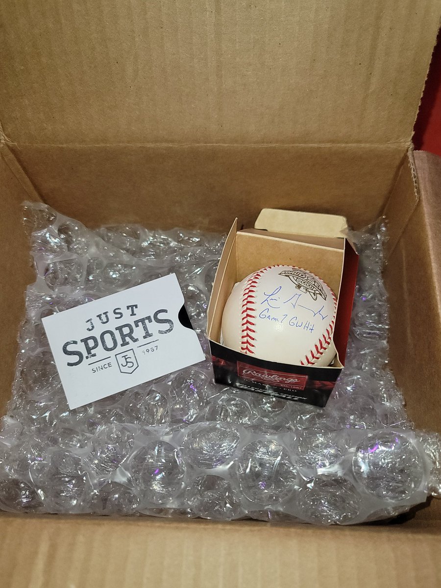 SUNBRERO_602's tweet photo. Thank you @JustSportsAZ the BEST SPORTS STORE IN AZ for the gift card and signed Gonzo Ball! Sooooo excited to put this in my collection.
Gonna get me some @Gonzosgear Now !!!!! Thank you Again!  #baseballisback #Gonzo #Diamondbacks 🐍🐍🐍🐍🐍🐍🐍🐍🐍🏜🏜🏜🏜 https://t.co/Kh0x2rROrZ