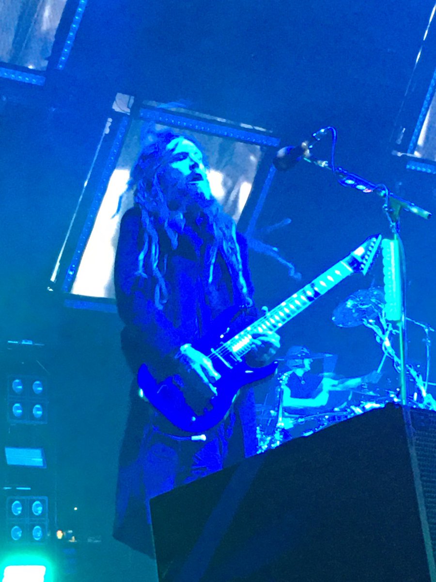 JGodfrey85's tweet photo. @brianheadwelch awesome show tonight! We were at the front in The Pit and I got this awesome pic of you. Thanks for tossing the Kobra Kai pick to my wife https://t.co/p5HQ4hmg5r
