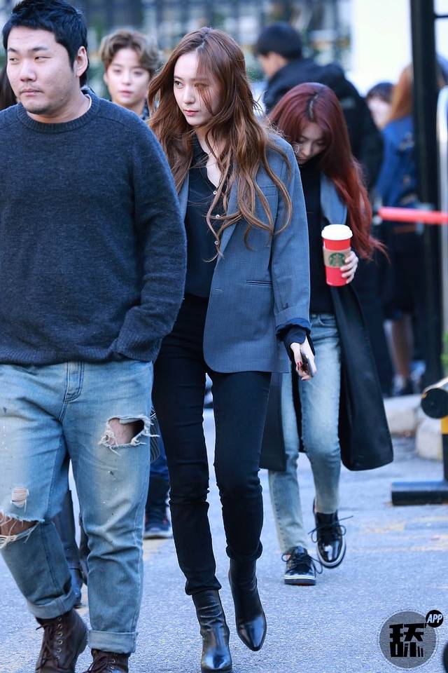 hourlykrystal's tweet photo. https://t.co/HDixz60z6G