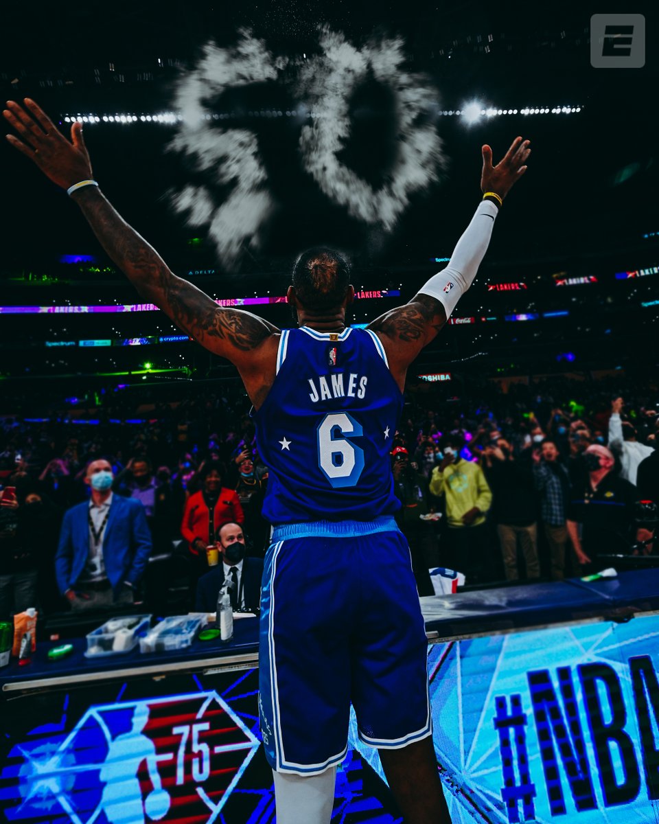 ESPN (@espn) on Twitter photo Two 50 point games in one week.
Year 19. 37 years old. The King 👑 <a href="/KingJames/">LeBron James</a> Two 50 point games in one week.
Year 19. 37 years old. The King 👑 <a href="/KingJames/">LeBron James</a>