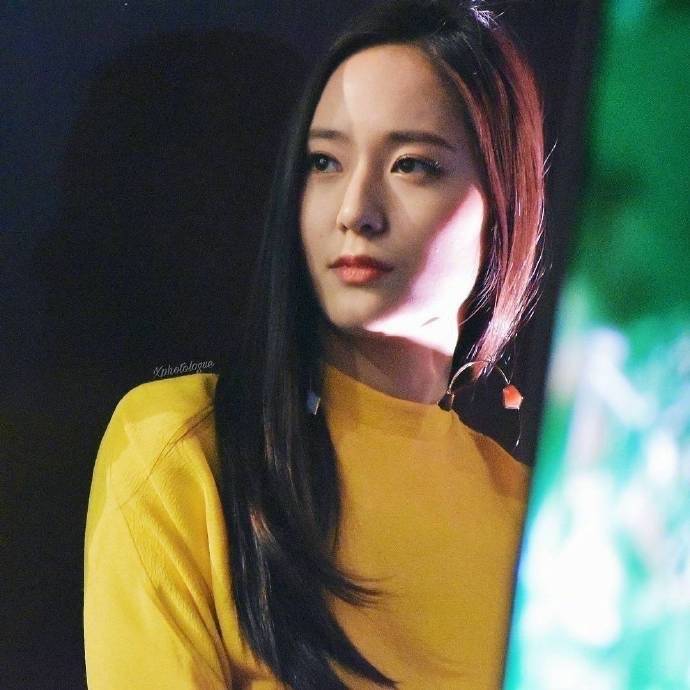 hourlykrystal's tweet photo. https://t.co/qAGS7sP027