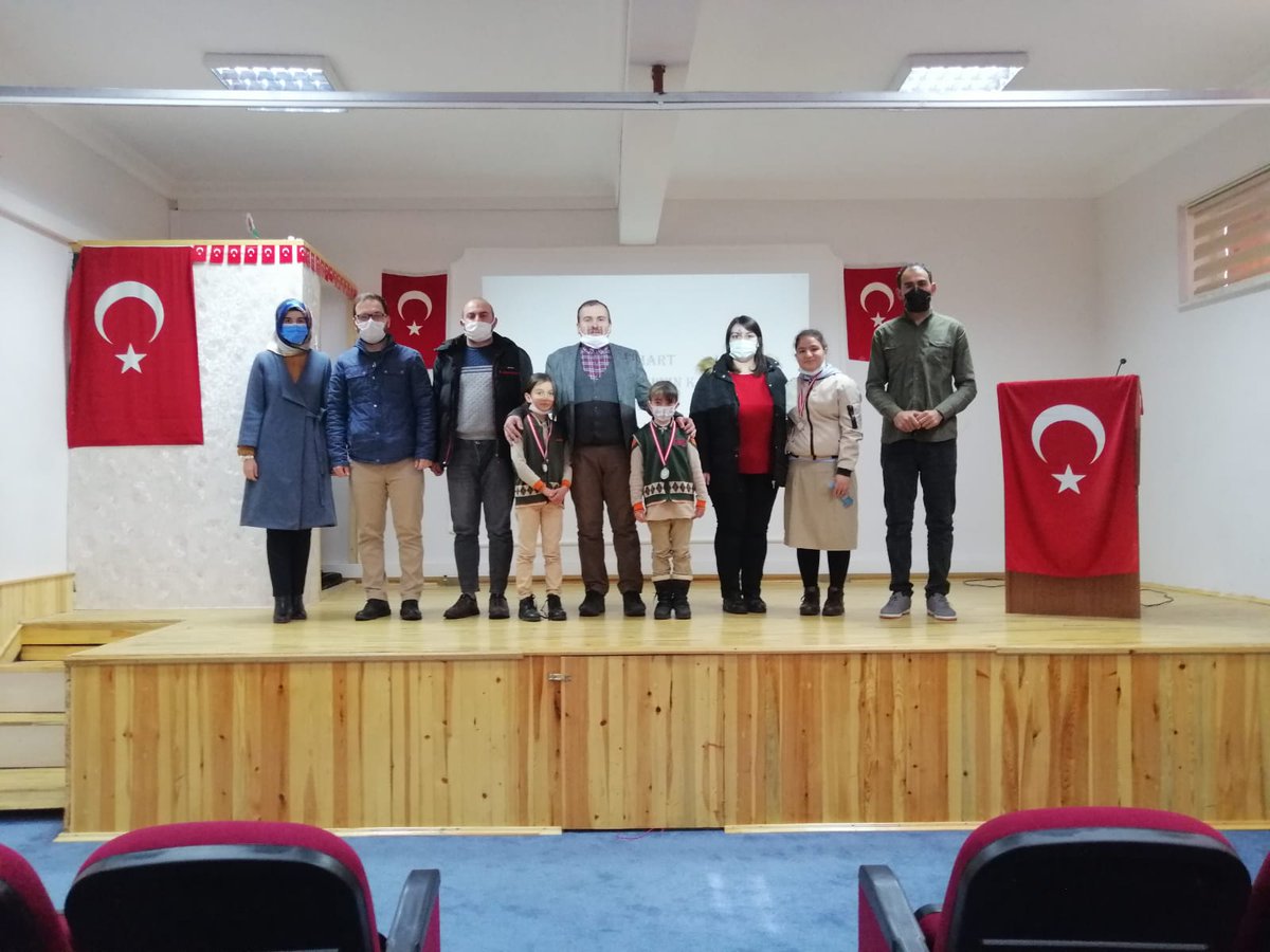 12 Mart İstiklal Marşımızın Kabulü Günü kutlama programımız ve İstiklal Marşımızı güzel okuma Yarışmamız 🇹🇷<a href="/MemTortum/">Tortum İlçe MEM</a> <a href="/OrhanOzen_25/">Orhan ÖZEN</a> <a href="/AkifTortum/">TORTUM MEHMET AKİF ORTAOKUL</a>