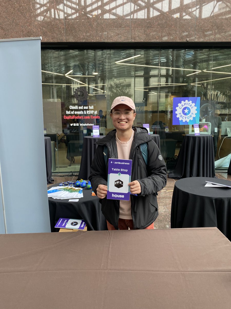 Showcasing @10X_IT at <a href="/CapitalFactory/">Capital Factory ⚙️</a> &amp; <a href="/sxsw/">SXSW</a> was so fun! 

A lot of people minted their first NFTs thru 10XIT, loved it!
