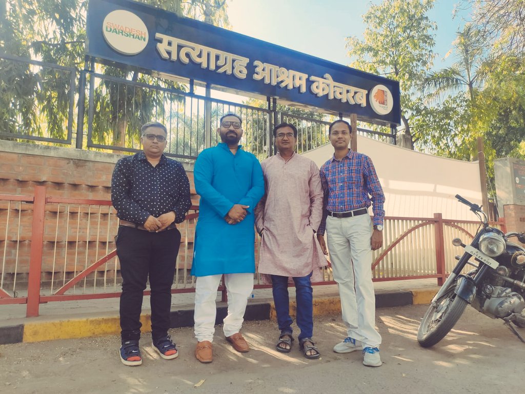 Rakes_Kantharia's tweet photo. #दांडीयात्रा_२०२२ #पेंशन_सत्याग्रह
साबरमती आश्रम अहमदाबाद से दांडी 
गुजरात NOPRUF टीम के प्रयासों को ���मन। 
@nopruf_Guj      @bprawatNOPRUF @Rakes_Kantharia  @DARSHNAJOSHI17 @MittalP29961510 @NOPRUF_INDIA @NoprufS @Milindbisht4 @Jashvantdabhi1 @RabariMahendra2 @ShashikantTera1 https://t.co/uYhMwPPTm6