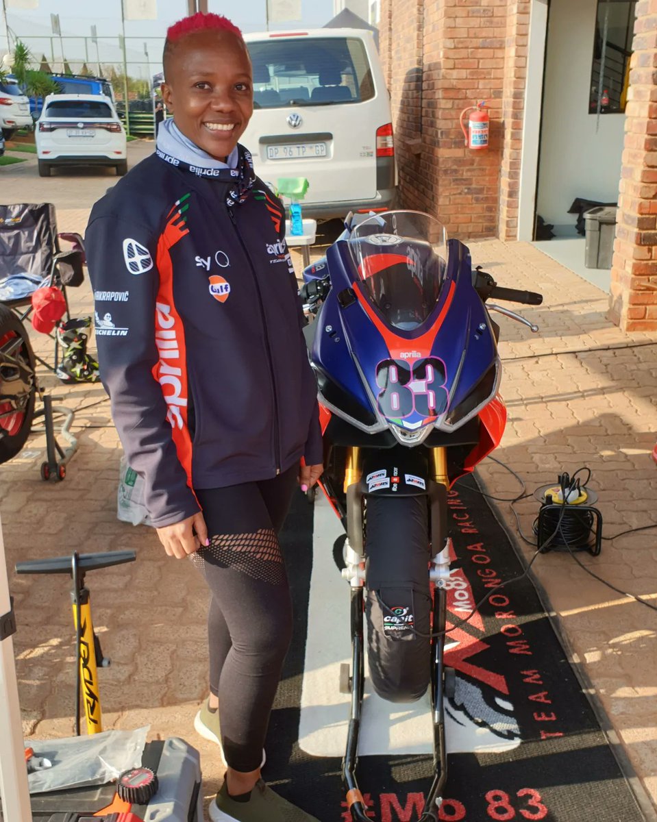 momahope83's tweet photo. Raceday 🏍🏁.
Let's do this💪🏾 #Mo83 #thelimpopoexpress
#ApriliaSouthAfrica #GoandFunSA #biketyrewarehouse https://t.co/dPh9NtlAad
