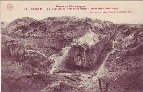 merlinpapin3's tweet photo. #CartePostaleCinéma :  Faisons un voyage dans nos villages et villes dans nos beaux paysages français à travers leurs présences dans le cinéma sur nos écrans ou grands :

320 – Aujourd’hui #Taissy dans le Département de la #Marne (51)

@FredOL69007 @tbarnaud https://t.co/sdYlPeLaBQ