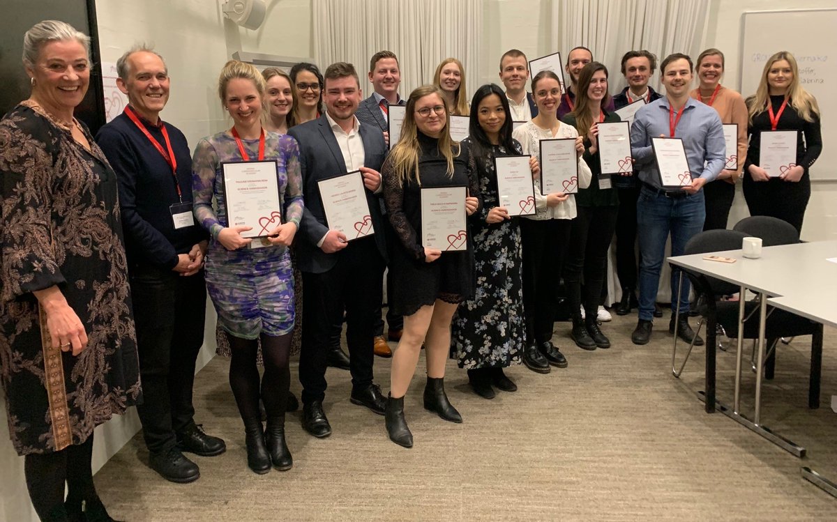First science ambassadors for the #DCAcademyDK and @Hjerteforening were appointed at our intro course. Congratulations to you all and we look forward to following your research projects and outcome.
