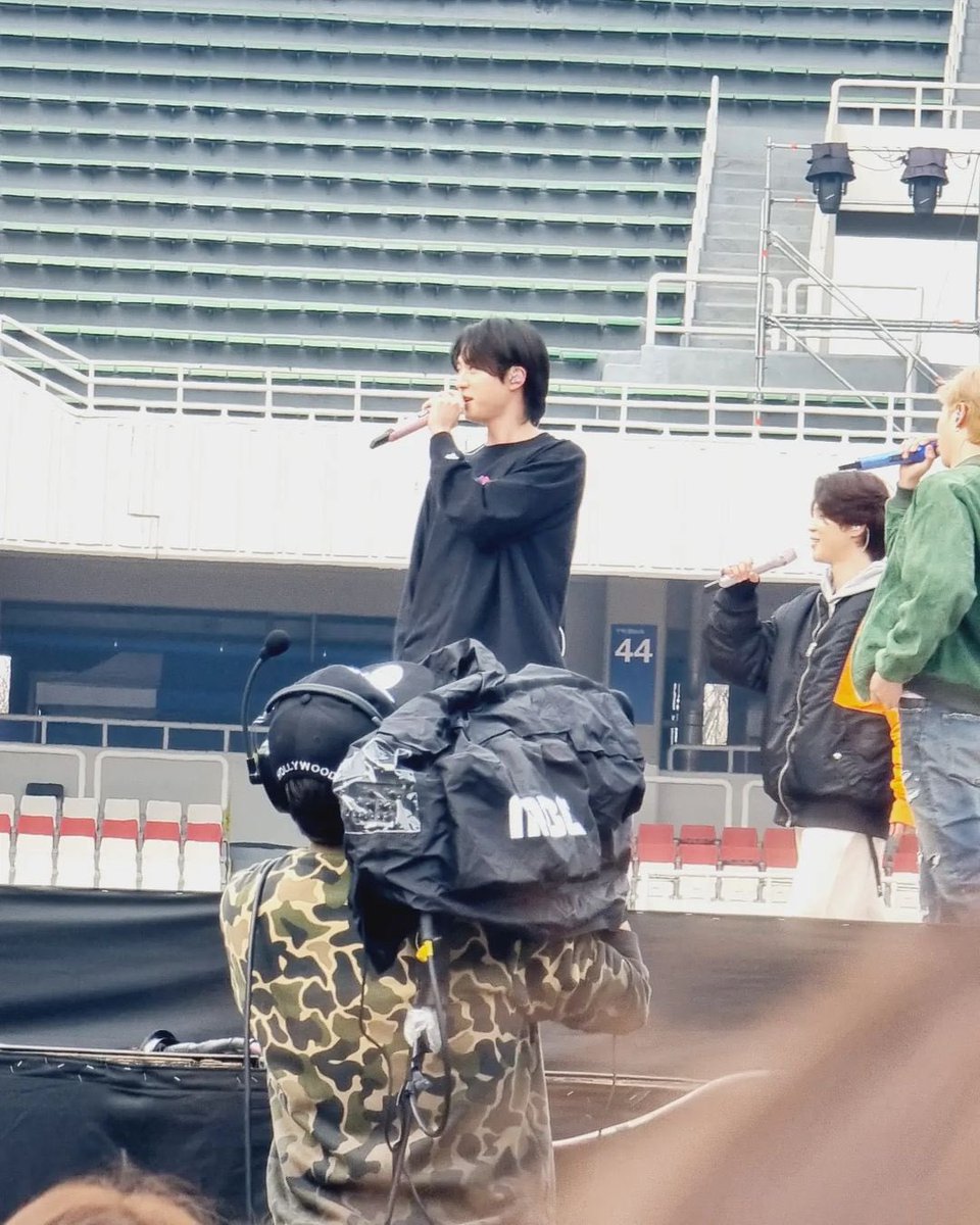 babystarkooo's tweet photo. more soundcheck pics (courtesy of my friend)

#PTD_ON_STAGE_SEOUL https://t.co/rVBGeCMPpl
