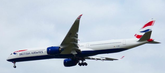 Heathrow Airport tweet media