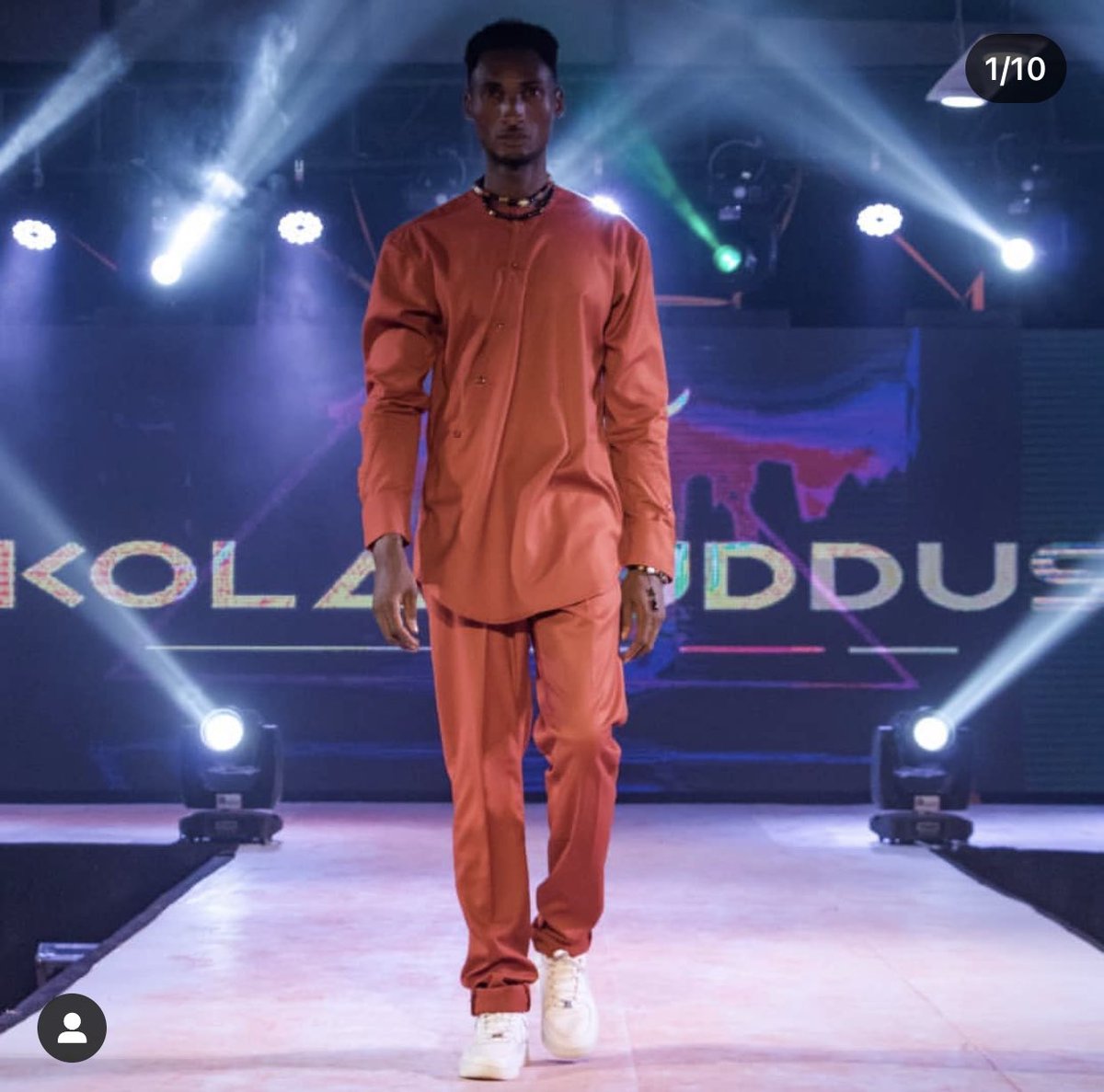 jameseku2's tweet photo. We are bringing it home again
#CALABARFASHIONWEEK 2021

Was a script that got every player in the Nigerian industry down to CALABAR for the movie

2022 is going to be fayooooo😂😂

#CalabarTwitterCommunity https://t.co/TbY4Sff1Eg