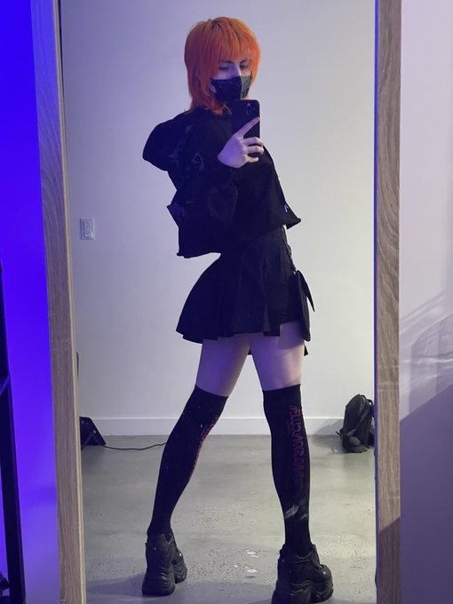 haha *e-girls myself* https://t.co/YMcdtqrLwa<a href="/tag/mvsales"class="tags"><span>#mvsales</span></a><a href="/tag/mvtrans"class="tags"><span>#mvtrans</span></a>