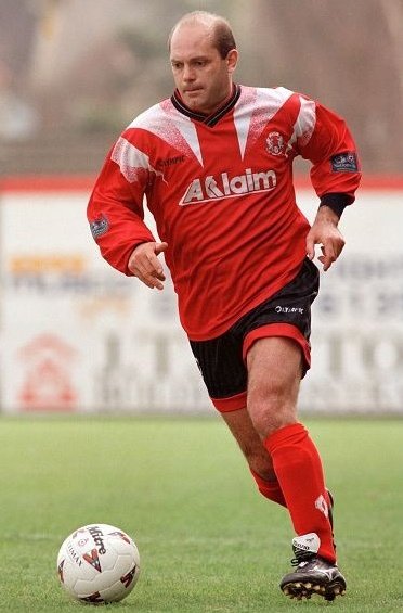 Ray Wilkins in action for Leyton Orient 

#LOFC #LeytonOrient #Orient