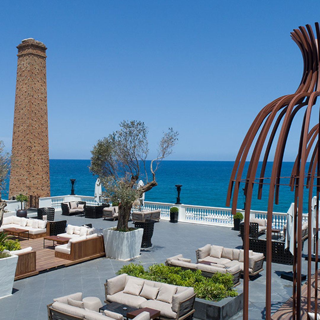 Kaya Palazzo Resort &amp; Casino'nun, muhteşem konsepti ile 25-27 Mart tarihleri arasında yapacağınız uçak bileti dahil rezervasyonlarda 3.220 TL'den başlayan fiyatları kaçırmayın! Üstelik Tuğçe Kandemir, 26 Mart Cumartesi akşamı müzikseverlerin karşısında olacak. 
☎️ 0850 777 09 37