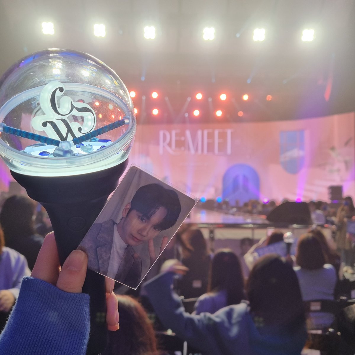 첫공 너무 즐거웠다ㅜㅜㅜ 진짜 옹성우 못하는게 모야... 메인엠씨도 완벽해ㅜ