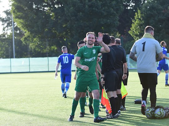 GreenwaysFC's tweet photo. 🗣| It’s Match day for the 𝙂𝙍𝙀𝙀𝙉𝙎 as we welcome @Rochesterutdfc to @ksports_1 this afternoon, details👇🏻

🏆 | SCEFL 1 
⚽️ | Rochester Utd  
📅 | Sat 12th March  
⏰ | 3pm KO
📍 | K Sports, ME20 6AU
🎟 | Adult £5, Conc £3, U16 Free  

#GreenMachine
#COYBIG https://t.co/9fO4PWfwjp