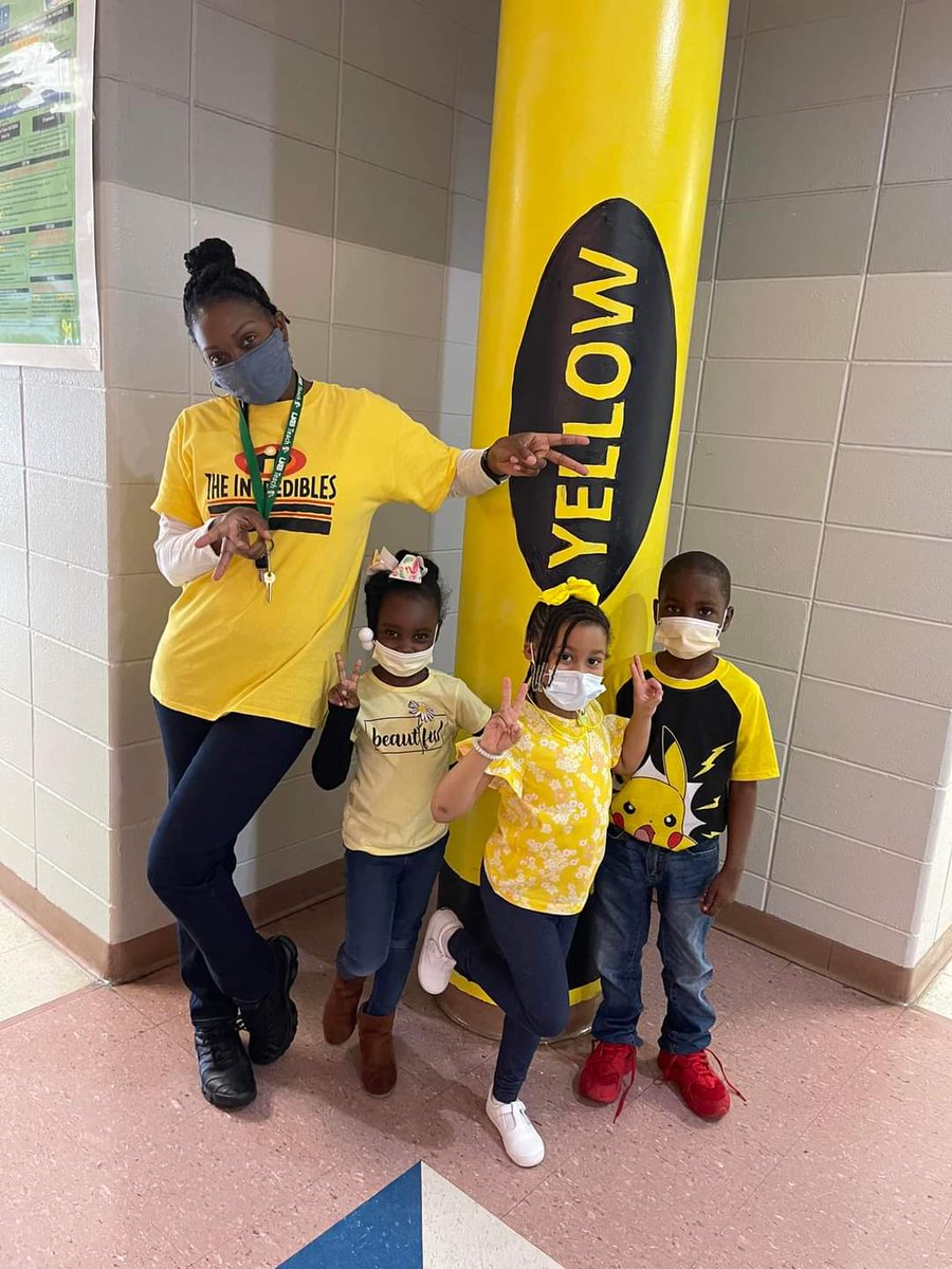 SophiaPKingston's tweet photo. Educating the mind without educating the heart is no education at all! We teach the WHOLE child at SPK! Happy SEL Day! #TeamSPK #TeamSelmaConnected #SEL https://t.co/QHJuGlCzpQ