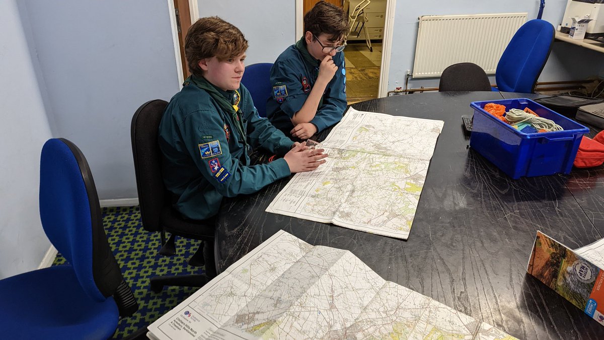 1sthooktroop's tweet photo. Brushing up on #skillsforlife last night in preparation for this weekends district and county events! #iscout https://t.co/dAWiiKPTgQ