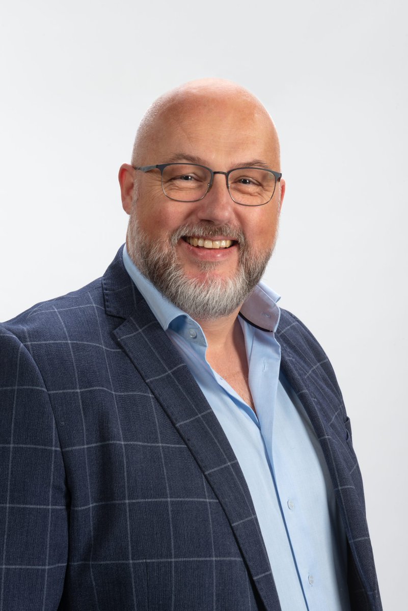 Onze kandidaat #5 Egbert Timmer, 50 jaar, Laag-Soeren 
Think global, act local, een goede burgerparticipatie en fijne en gezonde leefomgeving zijn onder andere zaken die ik belangrijk vind. d66.nl/rheden/mensen/… 
Aan de slag met #Rheden #GR22