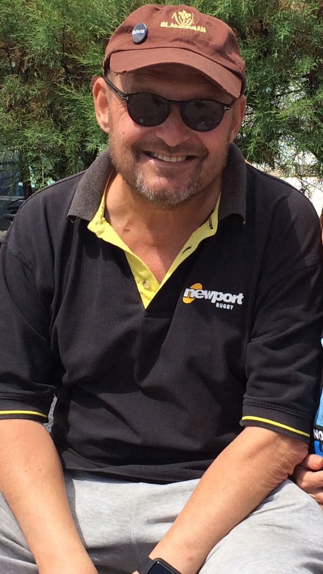 FannyIngabout's tweet image. #EveryTimeRef In memory of our lovely Mike 🖤🧡