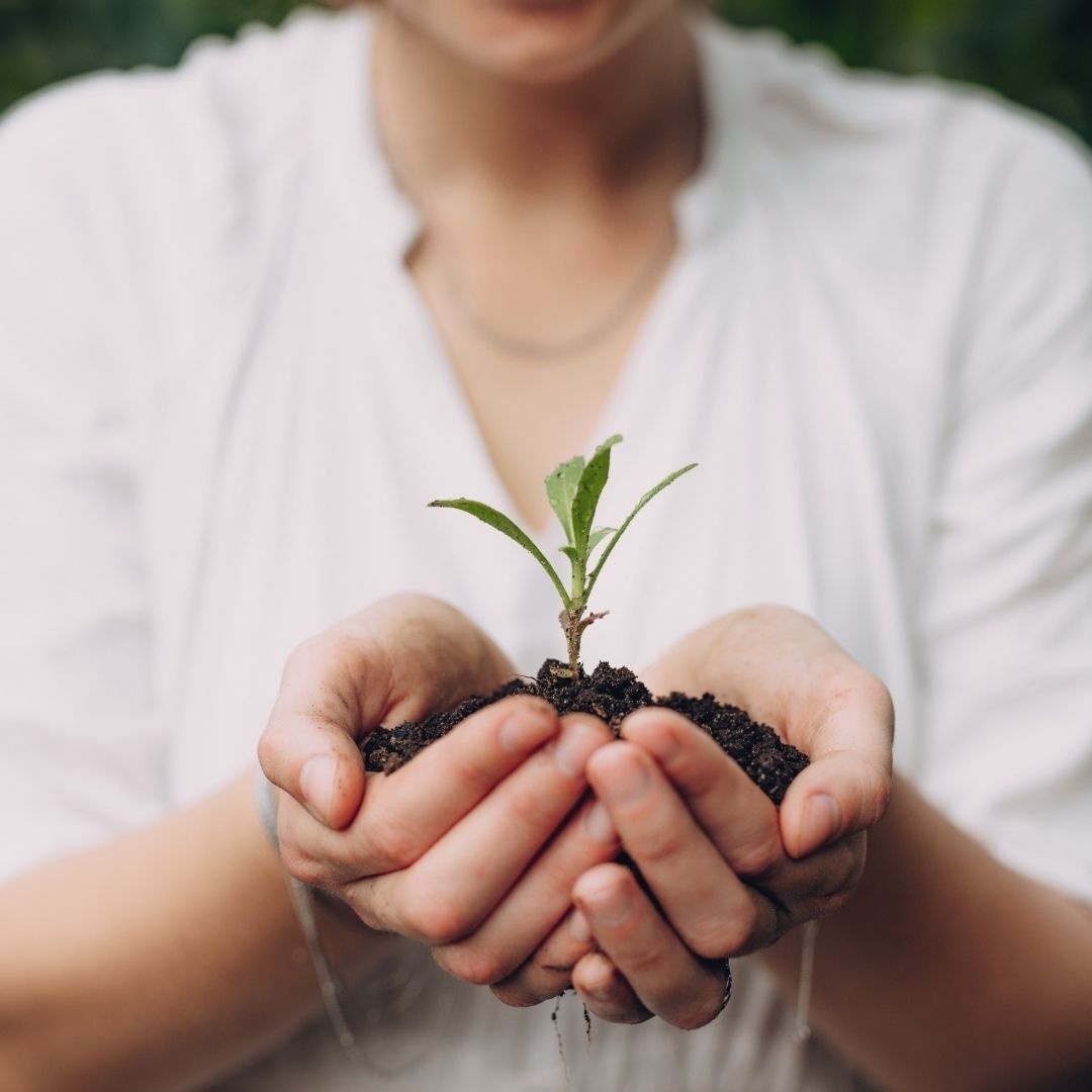 LWDorset's tweet photo. Grow your own health...with a spot of spring gardening! It can help reduce stress and anxiety, alleviating depression, not to mention improving strength, endurance and flexibility. So dig deep and reap the benefits! #ActiveSaturday

@DorsetMind @LightonMh @Active_Dorset https://t.co/JGVxUublcz