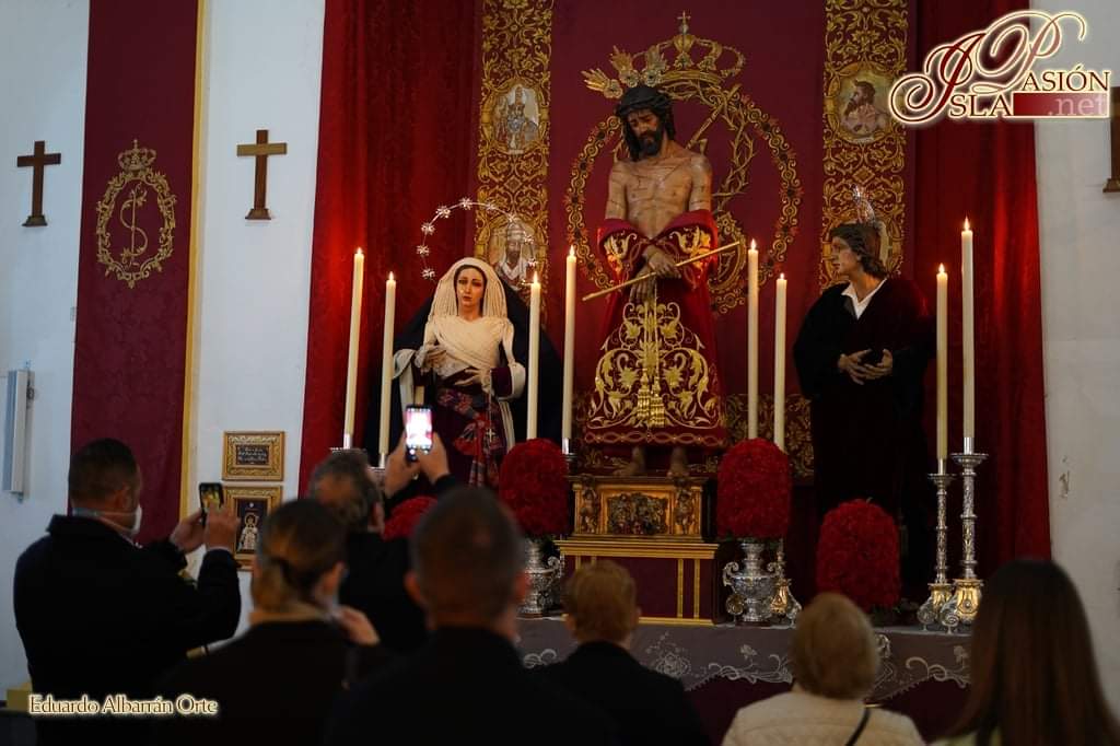 Hoy celebraremos a partir de las 19:30 h. el tercer día del Triduo a nuestros Sagrados Titulares.

Tras la celebración eucarísitica se llevará a cabo la presentación del cartel anunciador del Lunes Santo 'Salus Infirmorum' a cargo de nuestro hermano Salvador Grandal Chacartegui.