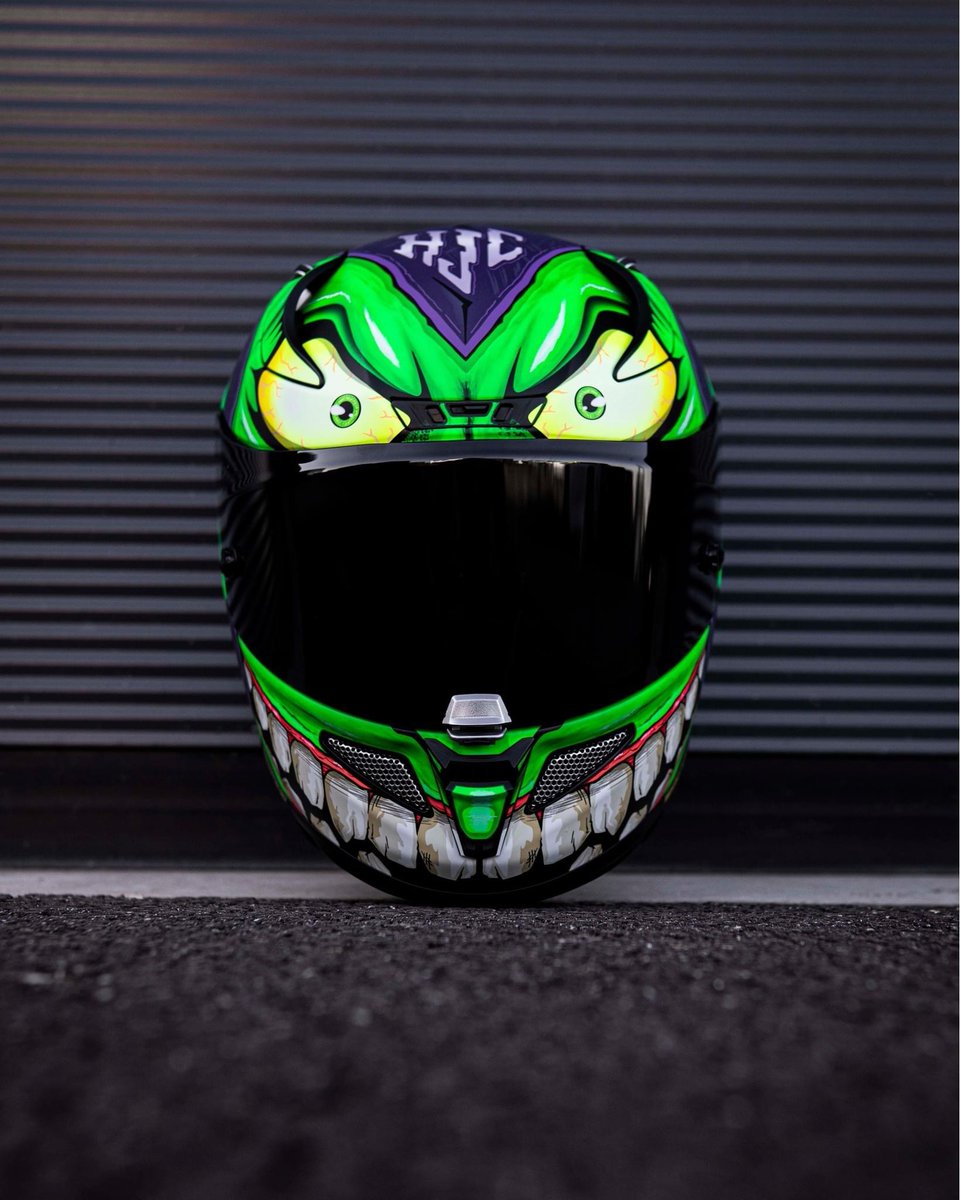 MAXXESS_France's tweet photo. #RPHA11 Bouffon Vert 😈
Disponible à partir de mai dans vos magasins #MAXXESS et sur https://t.co/JQLPWT40lc #HJC https://t.co/rKs5hsiaEo