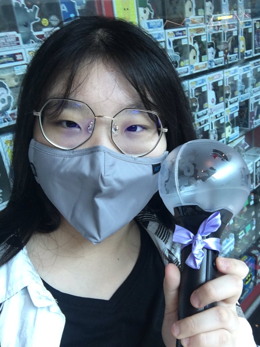 btsambtuwu's tweet photo. The purple ribbon is so beautiful 🥺💜 #PURPLEMASKPROJECT https://t.co/RPh2sZNOBJ