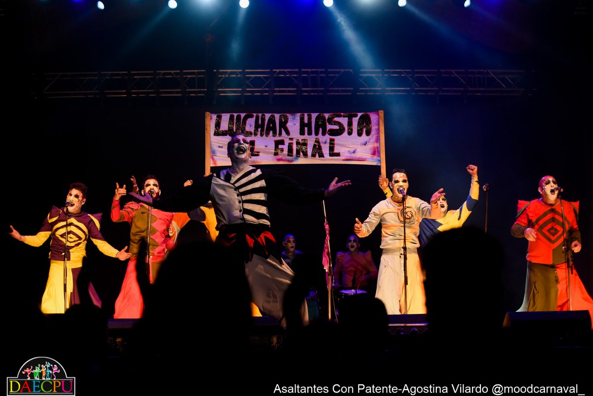 Mundo_Carnaval's tweet photo. 🎭 #FallosMC | #AsaltantesConPatente ⬇️

PRIMERA RUEDA ➡️ 706

SEGUNDA RUEDA ➡️ 781

LIGUILLA ➡️ 1.006

TOTAL ➡️ 2.493

📸 @daecpu_oficial https://t.co/4yeEbaO0Ck