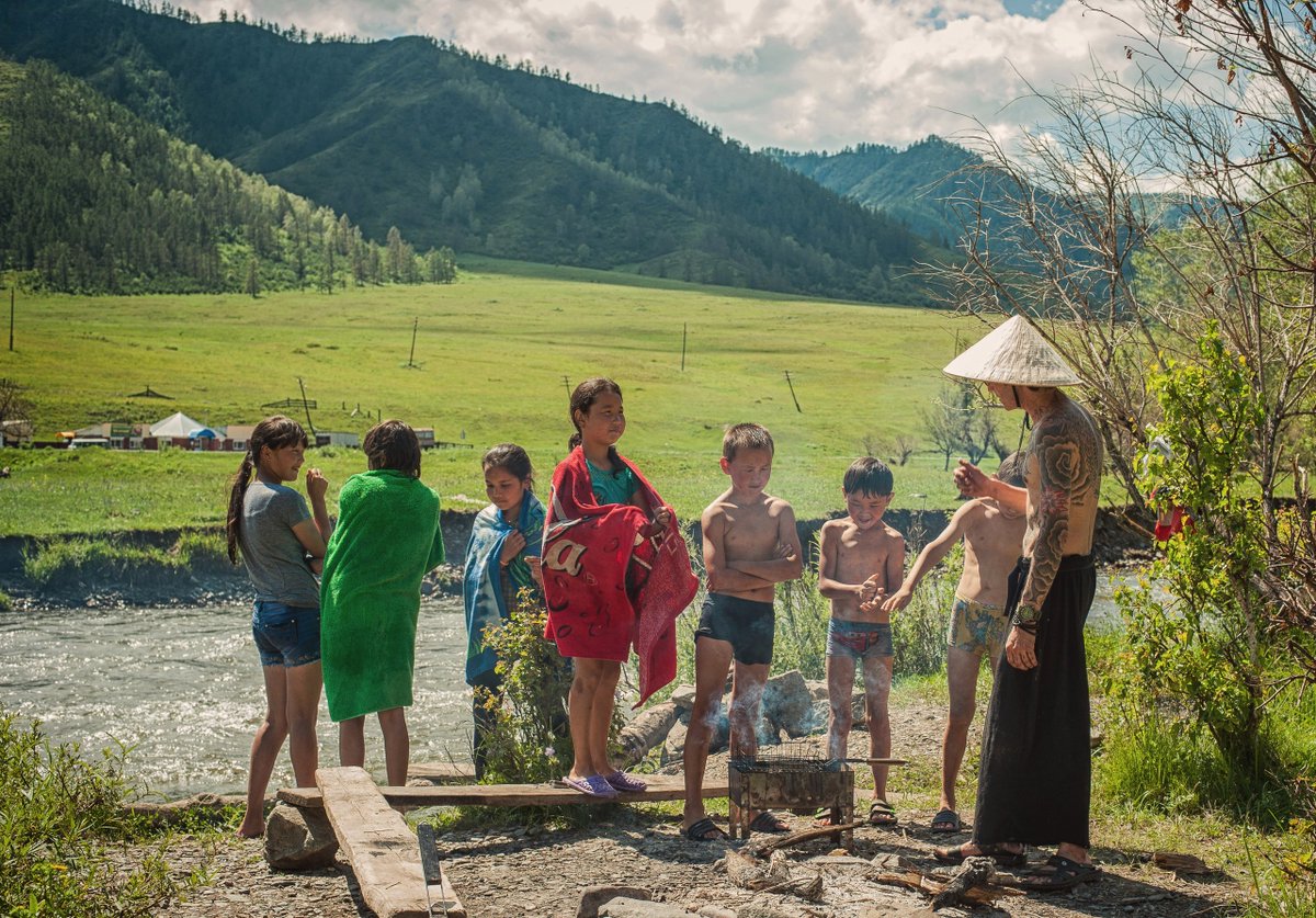 "The Story of a monk" v1.0

- "In the morning we go swimming, and then we all play football together"
- "Do you have the Internet"?
-".... yes, but you need to go after it" [only one girl knows this] 👇