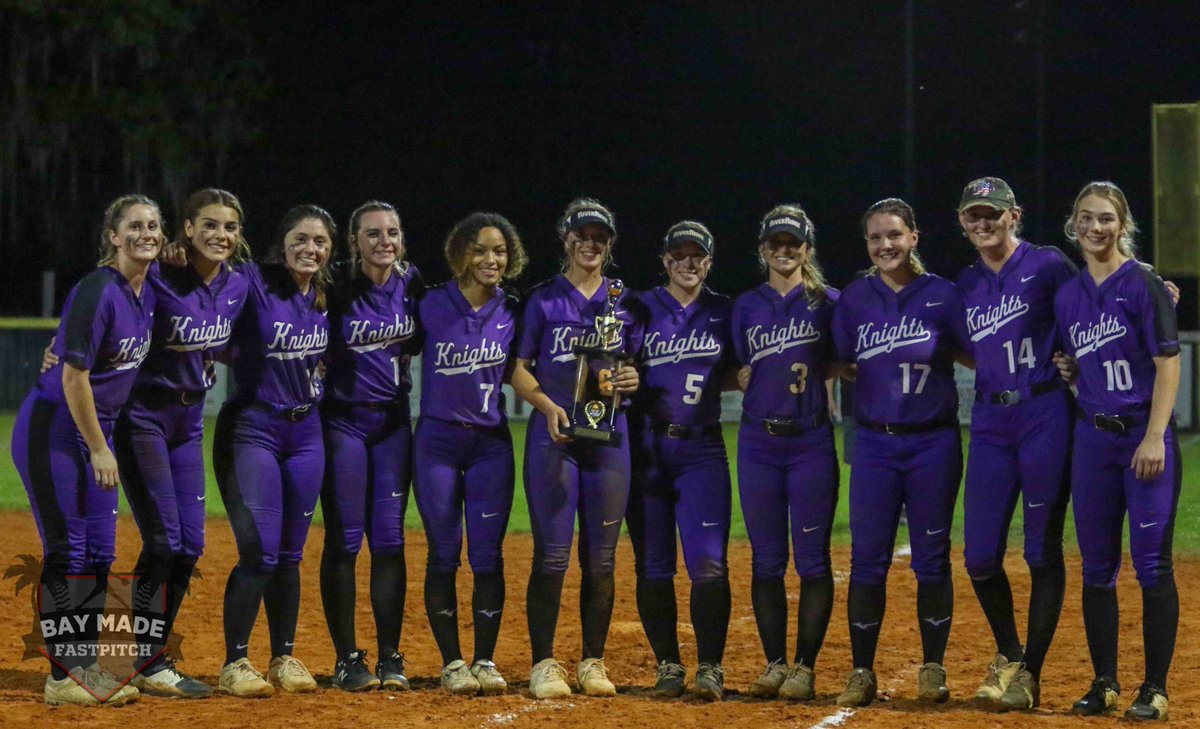 BMFastpitch's tweet photo. Let's continue to meet the teams of the Invitational‼️

Pool C - @RRHSKnightsSB 
- 2021 Leopard Slam Runner-Up
- Finished with 22 wins in 2021, advancing to Class 5A, Region 2 semifinal
- Coached by Kurt Goluba
- Led by senior pitching tandem Jordan Sheets and @NearingTori https://t.co/awFTSIcmY2