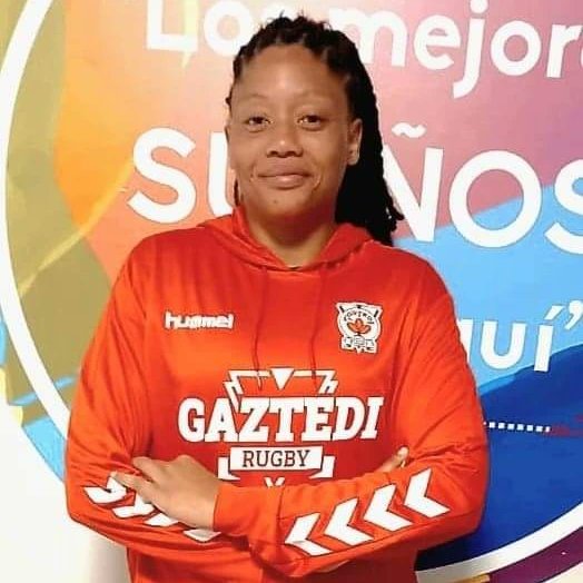 MarleneAdams04's tweet photo. Super Excited &amp; Amped

My first official game as part of the @GaztediNeskak Familia. Feeling honoured to been drafted in the starting XV with my @Titans_WRC teammate #Zandile_Masuku  who will start on Fullback

#GroundedEarthClothing #FitRugby #GroundedEarthFit  @SaffasRugby https://t.co/n3et3JONuH