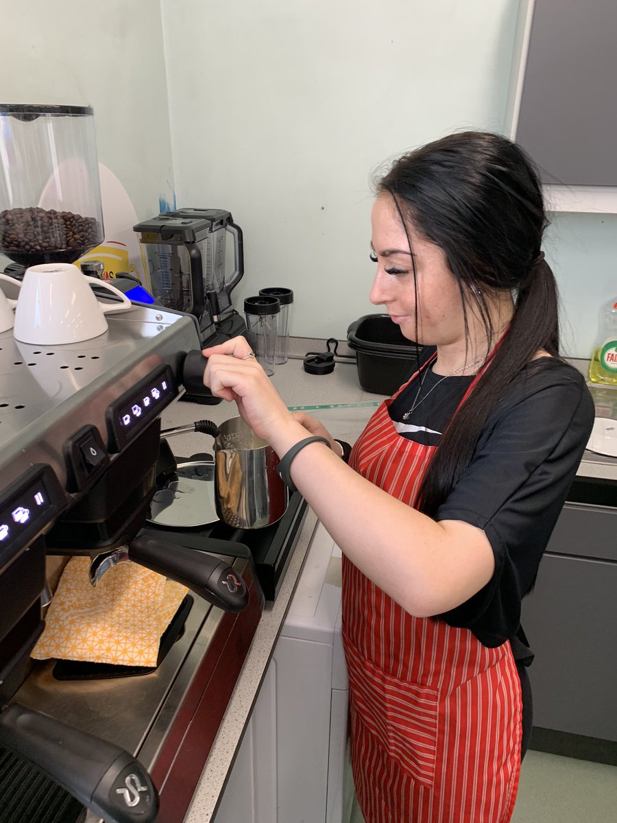 StPaulsCoffeeCo's tweet photo. @St_PaulsRCHS Barista Students are steaming beautiful lattes while throwing together some dough 🍞 all in an afternoons work 💪 @Hub_Internation https://t.co/Z8a4Y8iB6B